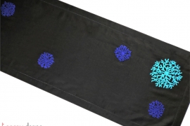 Table runner -round blue coral embroidery